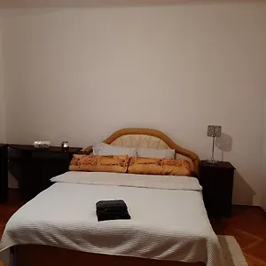Rooms In Centrum Apartament