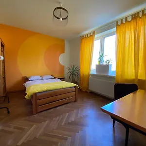 Przejazdem Na Polnoc Bielany Apartment